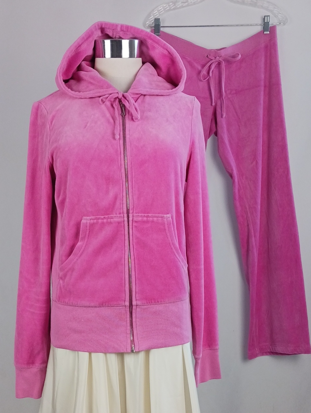 JUICY COUTURE PINK Y2K ZIP HOODIE / PANT SET